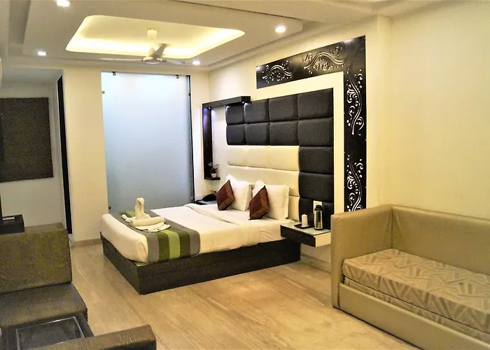 Deluxe King Room