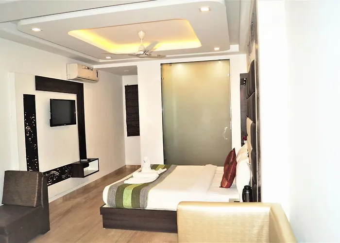 Deluxe King Room
